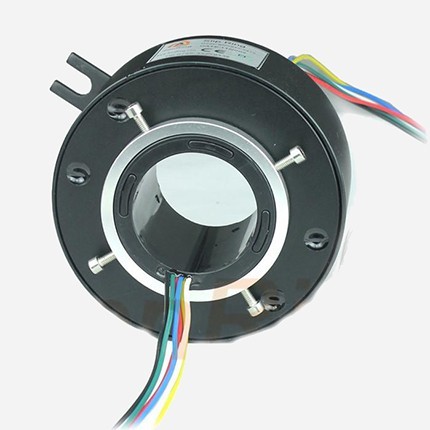 SNH110 Контактные кольца (токосъемники) серии SNH110 со сквозным отверстием на вал 110 мм и менее, внешним диаметром 185 мм, имеют сборную конструкцию из алюминиевого сплава и пластика, рассчитаны на токи 10 А, цепи №*10 А, напряжение 250 В пост./перем. тока.